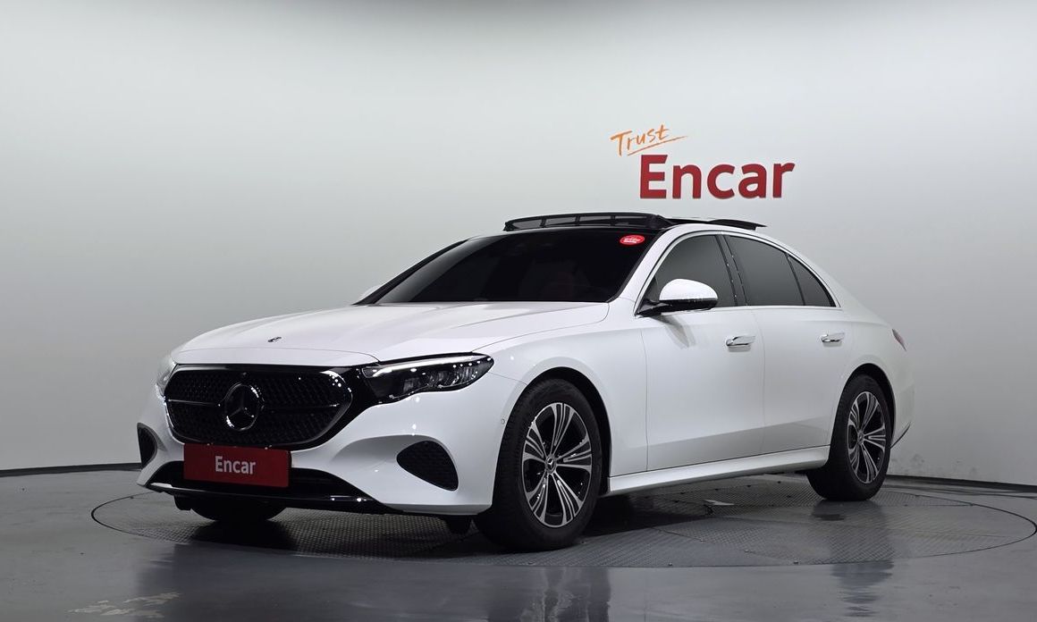 Mercedes-Benz E-Class 2025