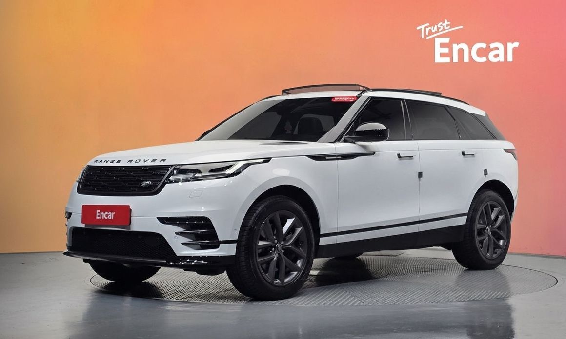 Land Rover Range Rover Velar 2026