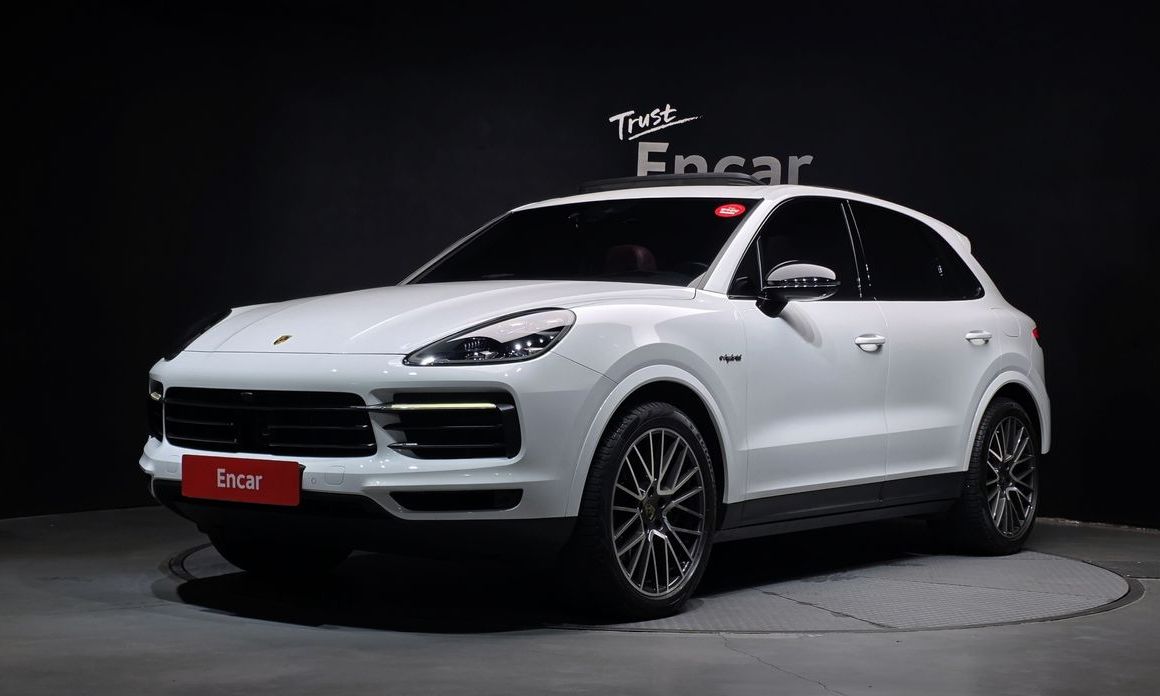 Porsche Cayenne 2021
