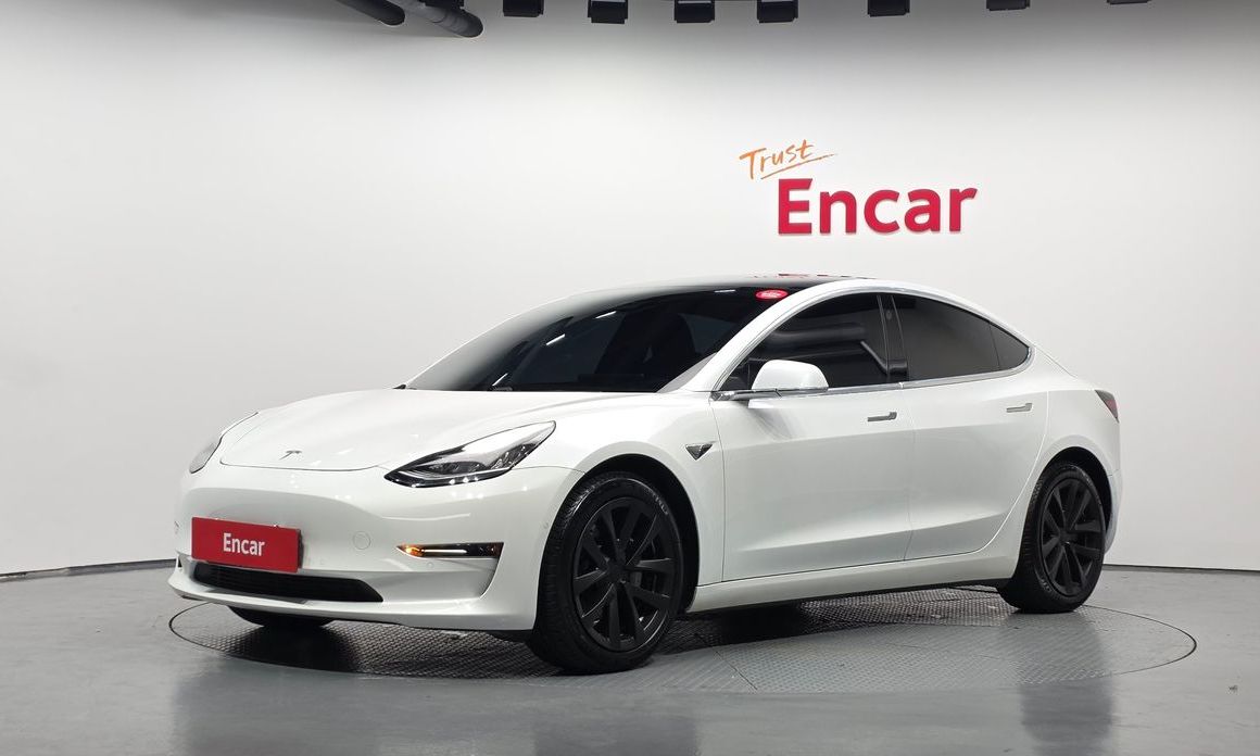 Tesla Model 3 2020