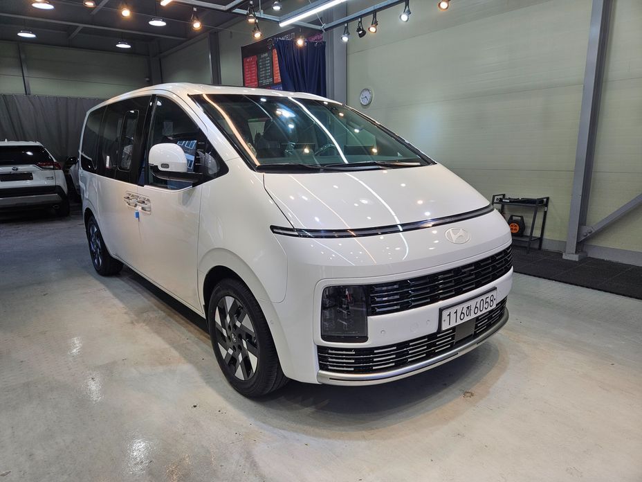 Hyundai Staria 2026