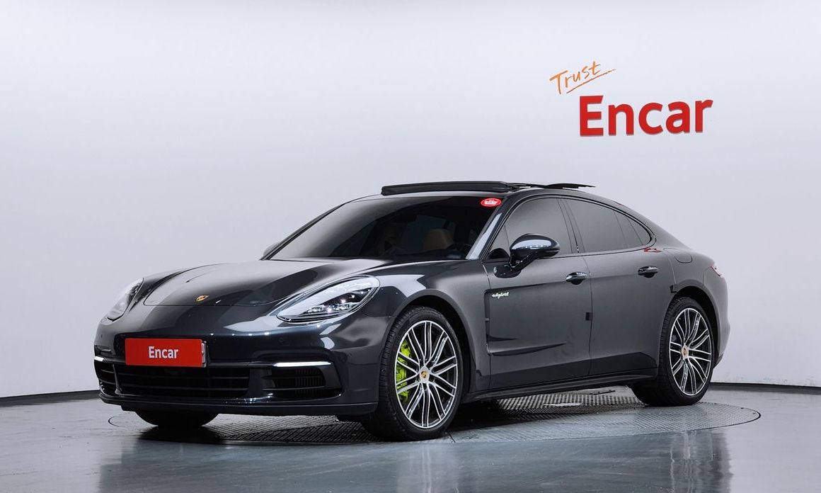 Porsche Panamera 2020
