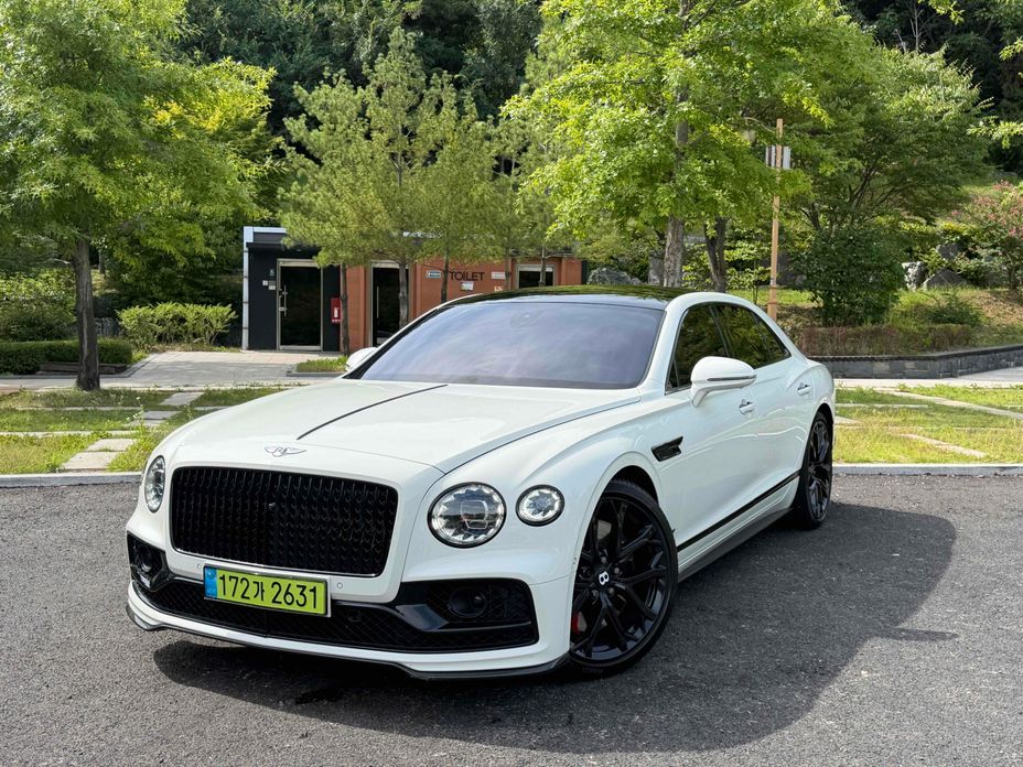 Bentley Flying Spur 2023
