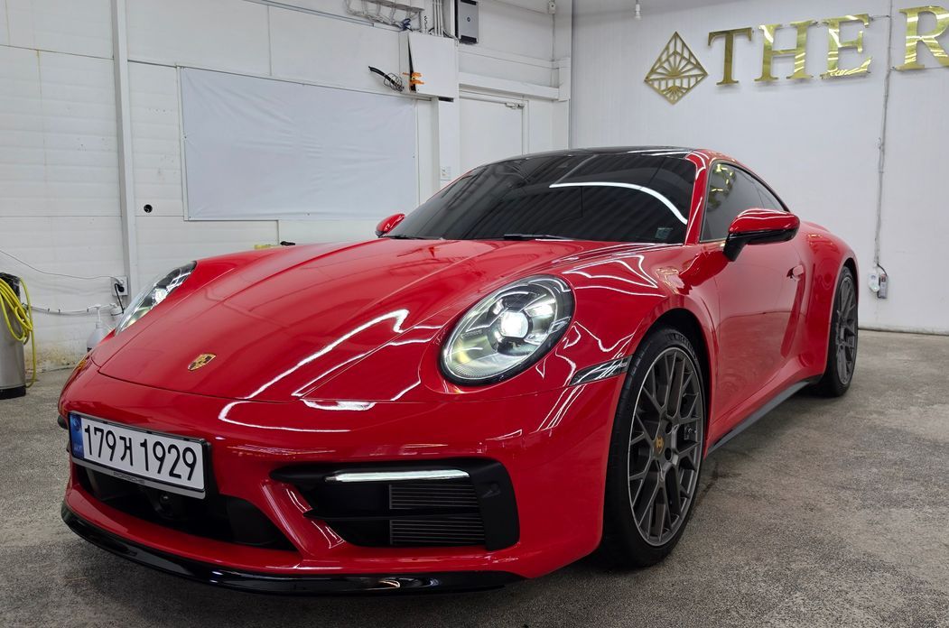Porsche 911 2024