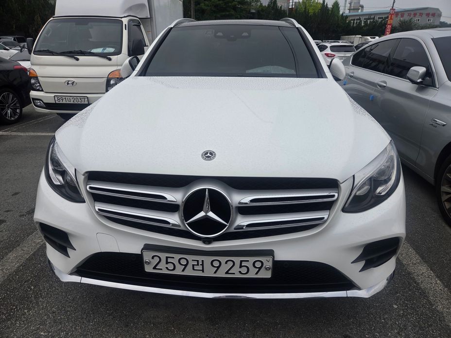 Mercedes-Benz GLC-Class 2019