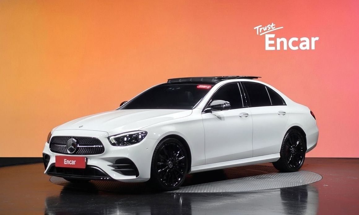 Mercedes-Benz E-Class 2023