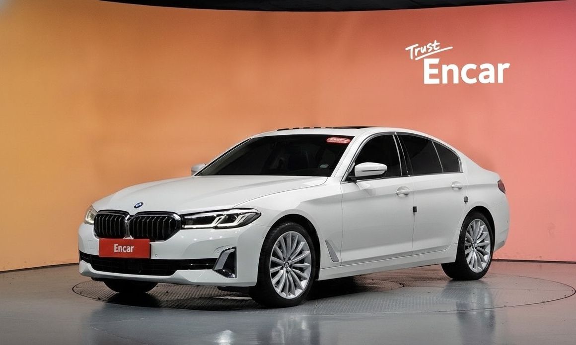 BMW 5-Series 2023