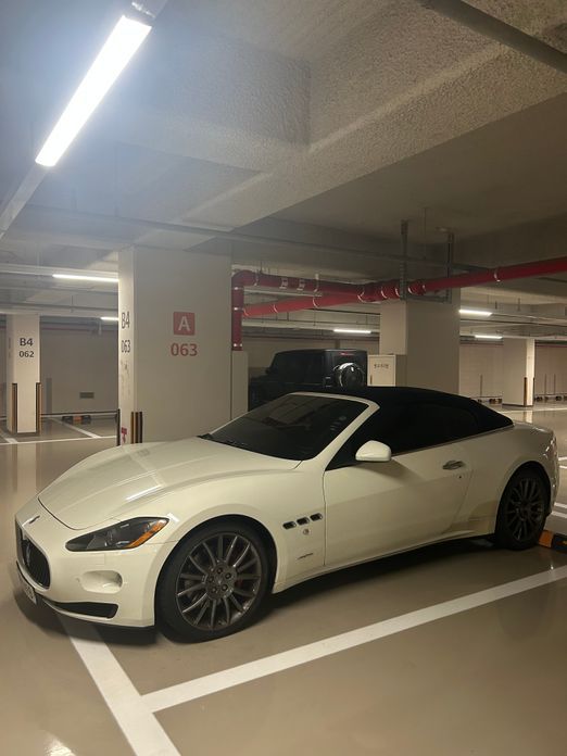 Maserati Gran Cabrio 2010