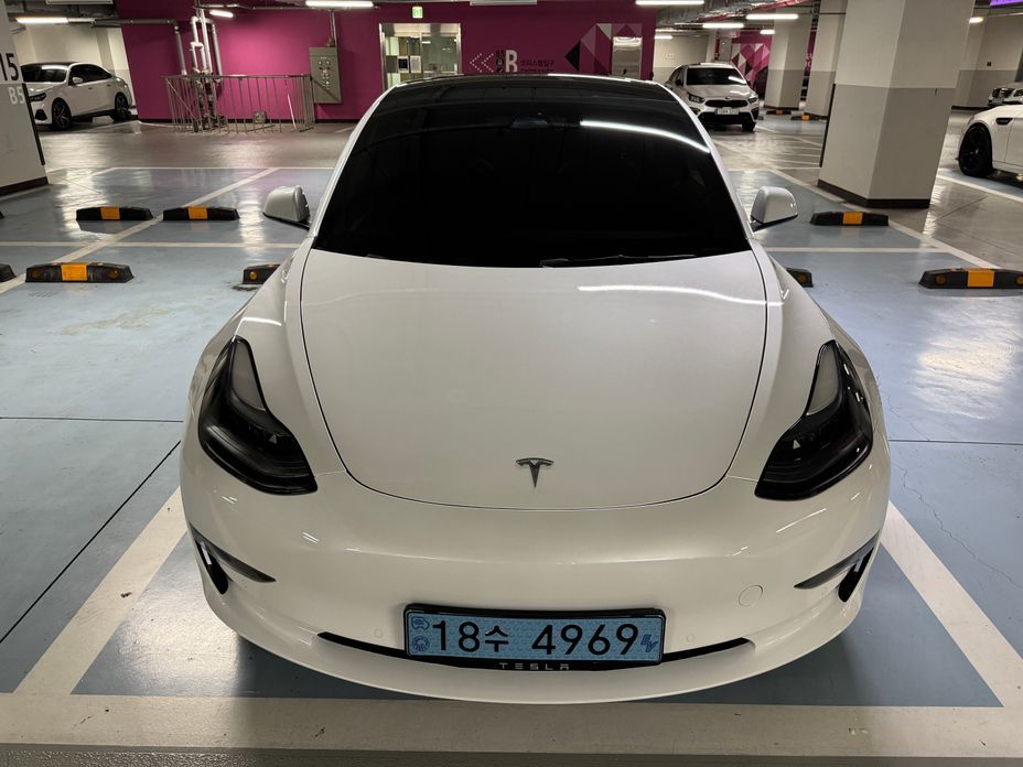 Tesla Model 3 2022