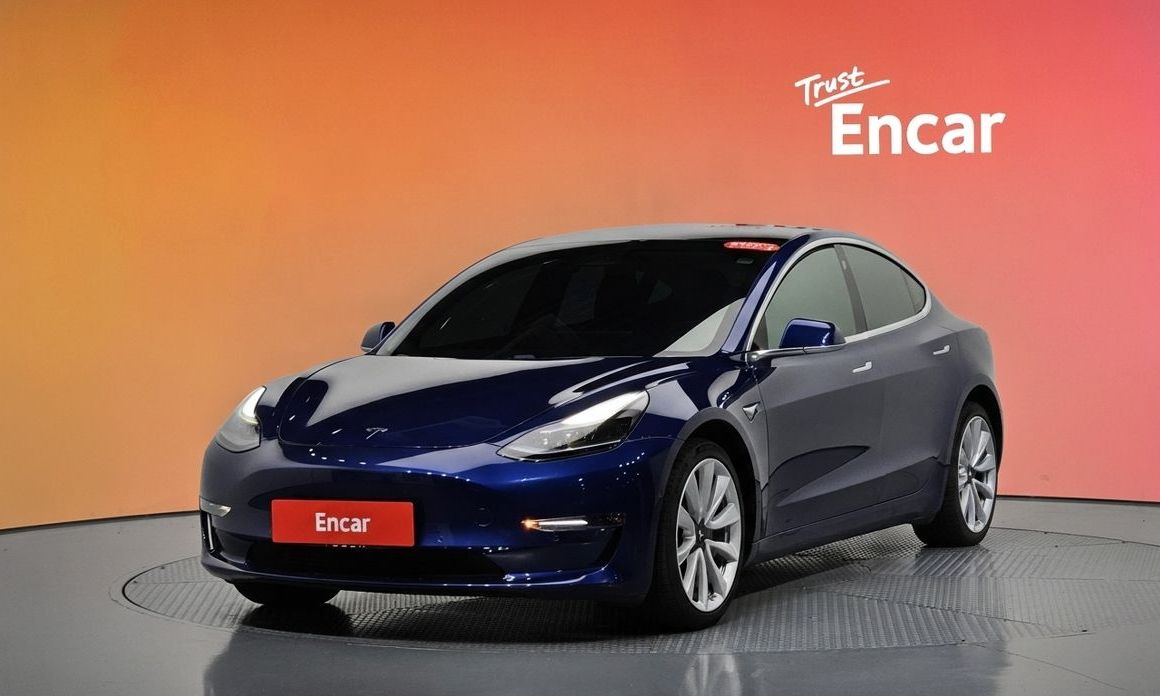 Tesla Model 3 2020