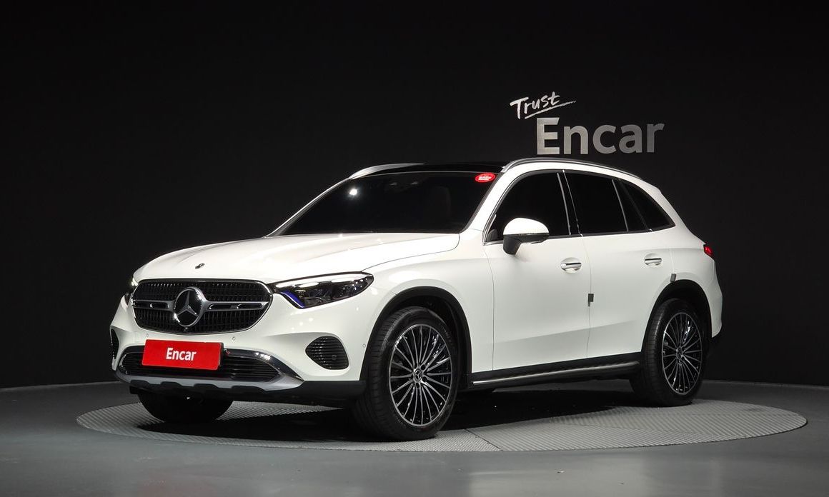 Mercedes-Benz GLC-Class 2025