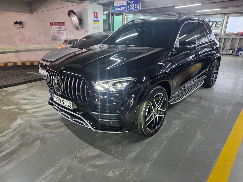 Mercedes-Benz GLE-Class 2023