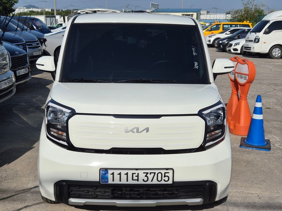 Kia RAY 2025