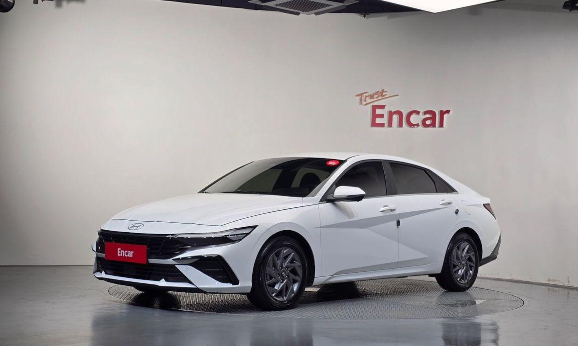 Hyundai AVANTE 2025