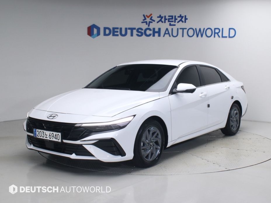 Hyundai AVANTE 2025