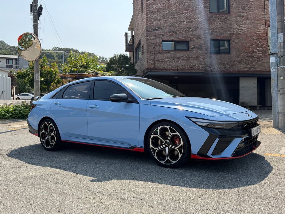 Hyundai AVANTE 2025