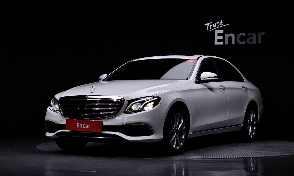 Mercedes-Benz E-Class 2020