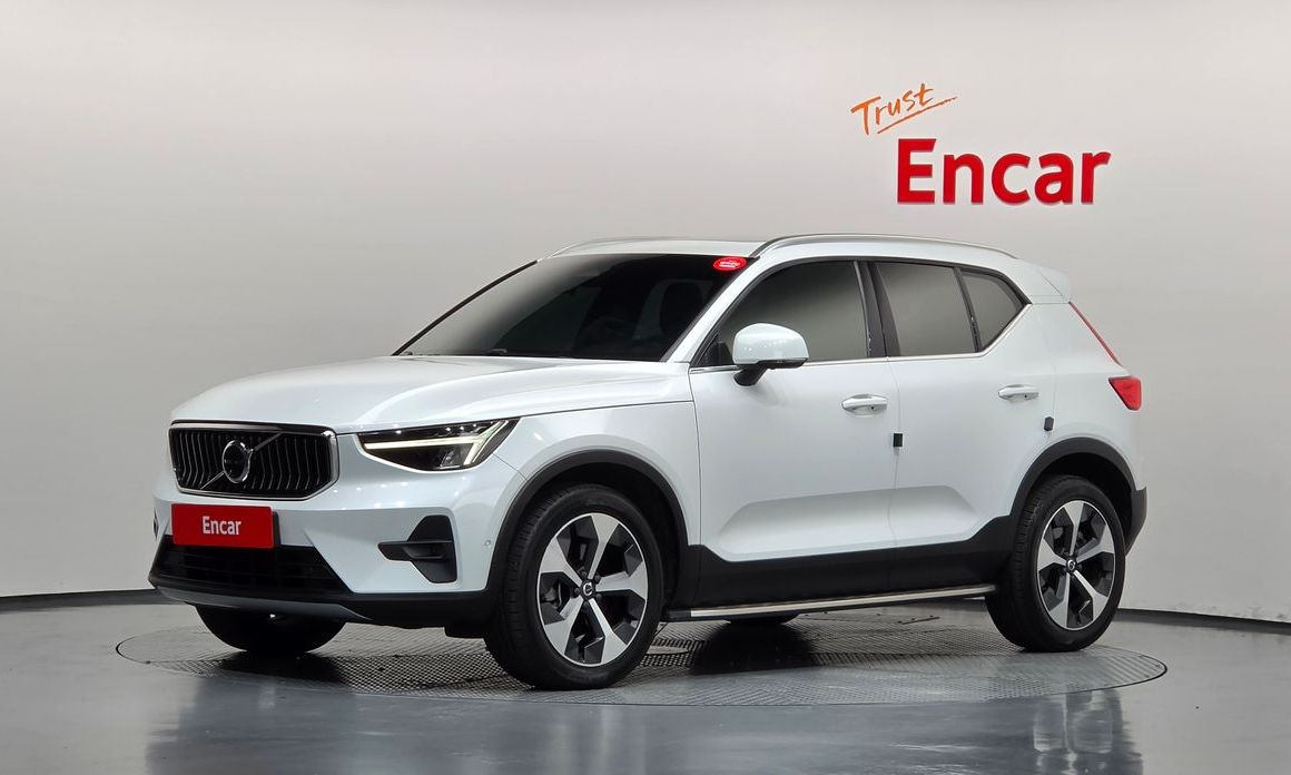 Volvo XC40 2023