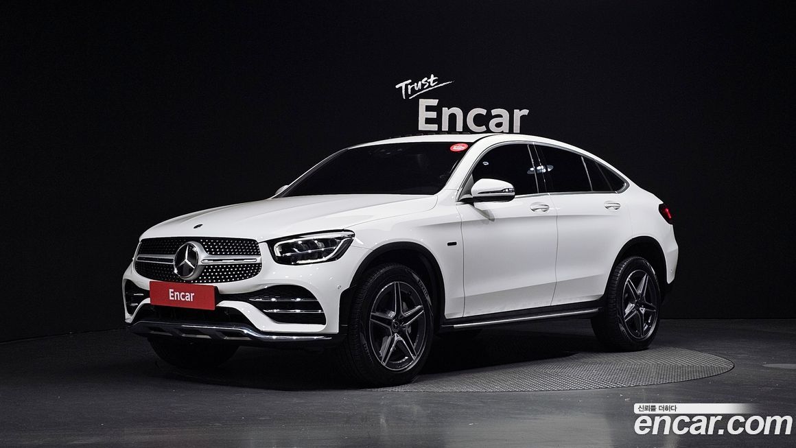 Mercedes-Benz GLC-Class 2021