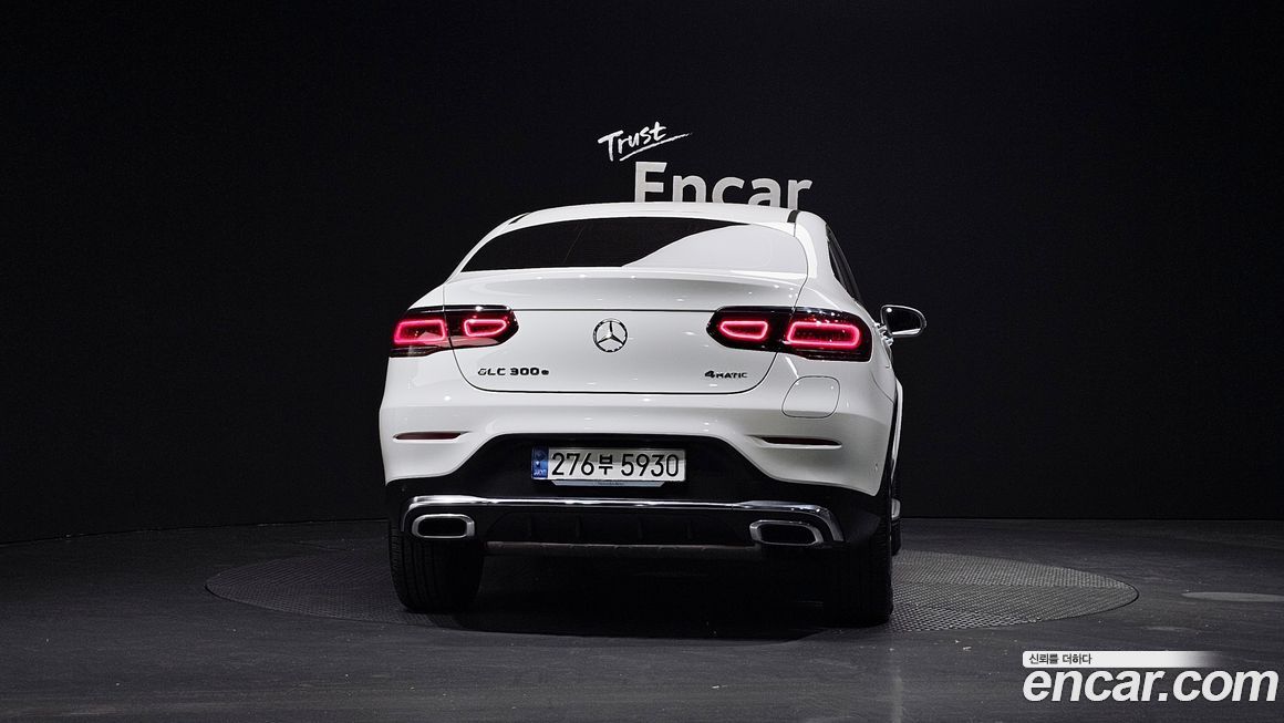 Mercedes-Benz GLC-Class 2021