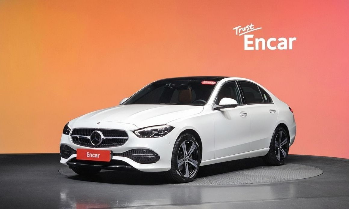 Mercedes-Benz C-Class 2026