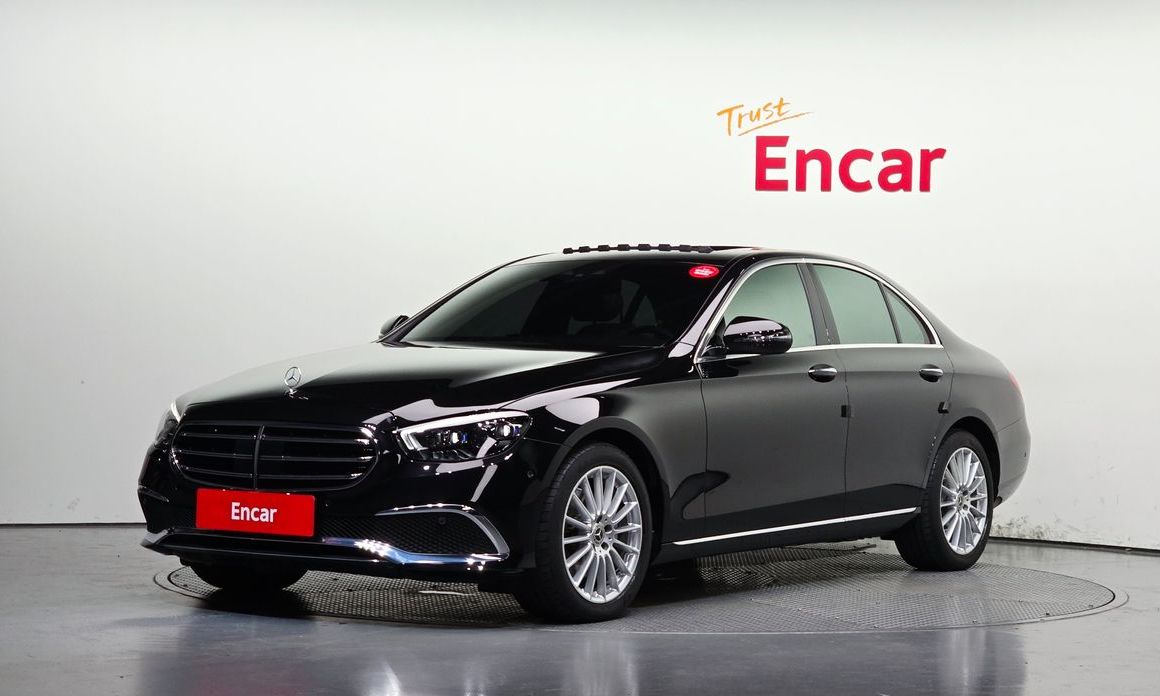 Mercedes-Benz E-Class 2021