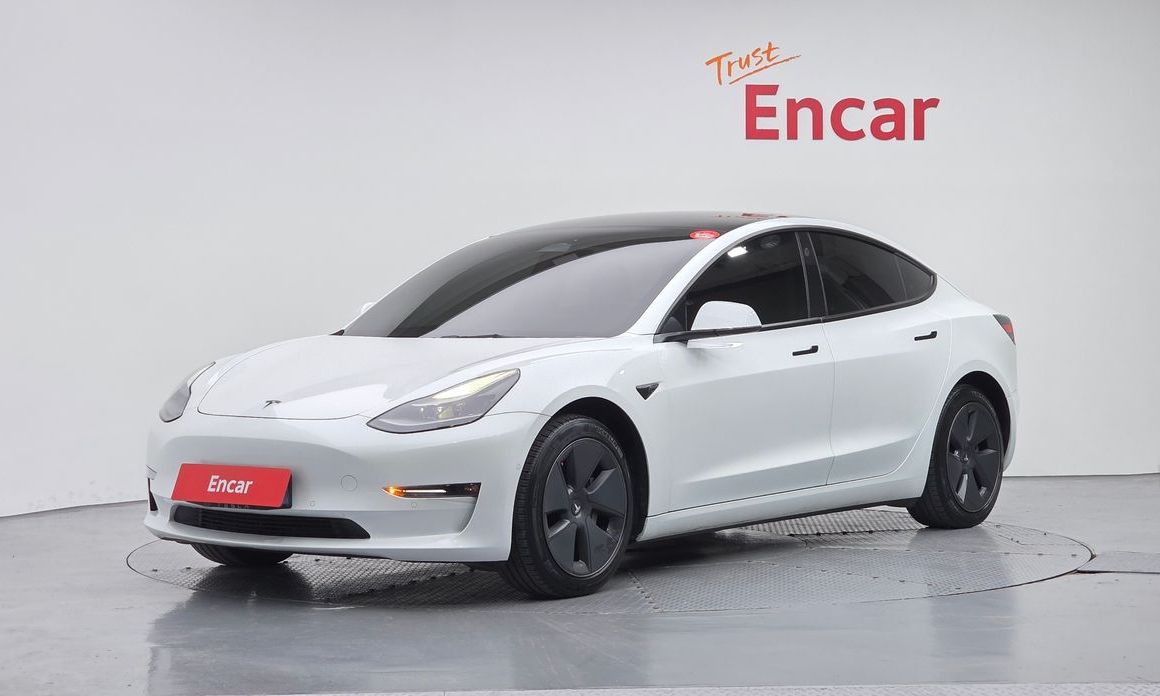 Tesla Model 3 2022