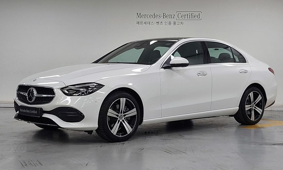 Mercedes-Benz C-Class 2026