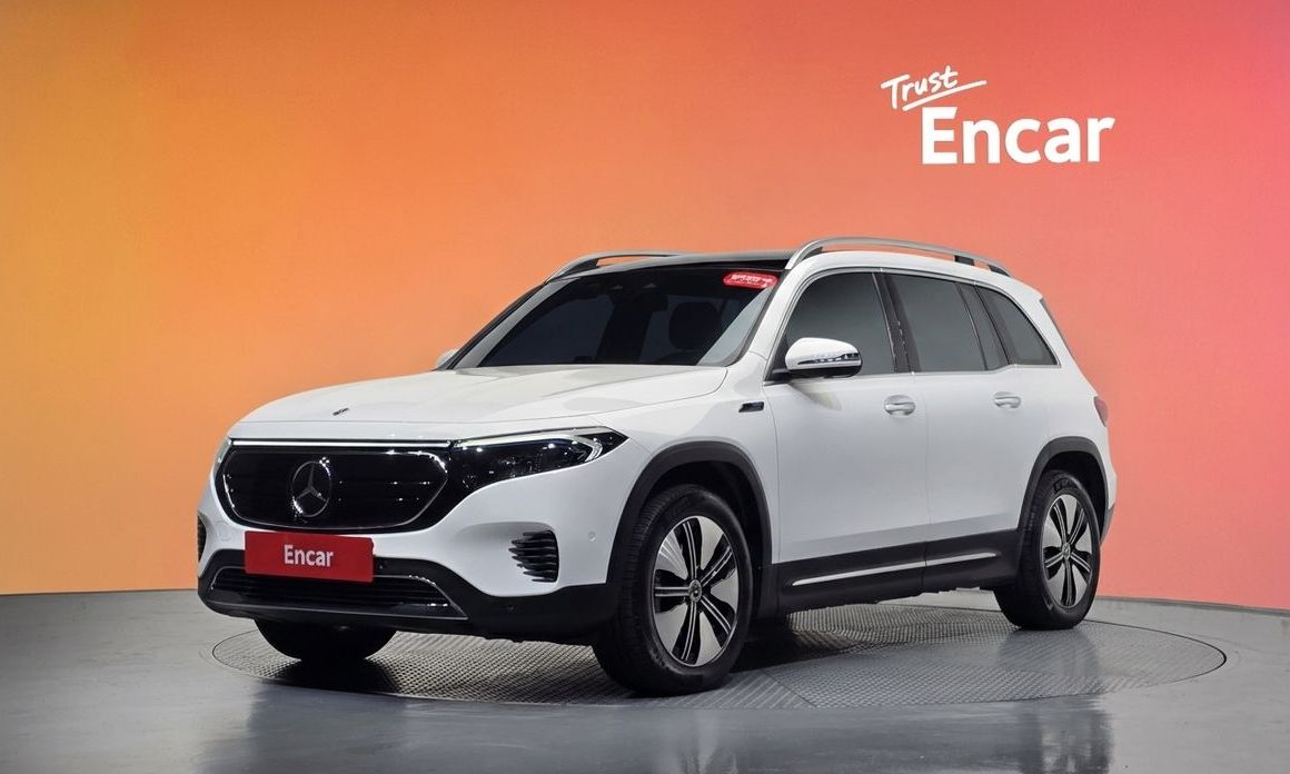 Mercedes-Benz EQB 2023