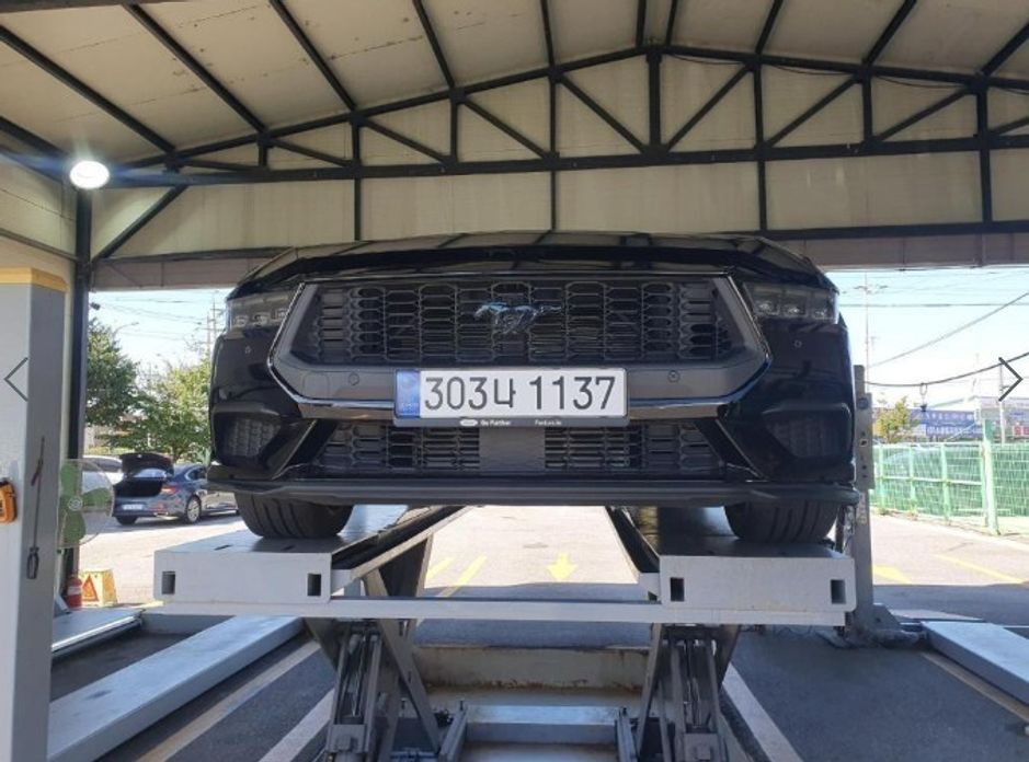 Ford Mustang 2024