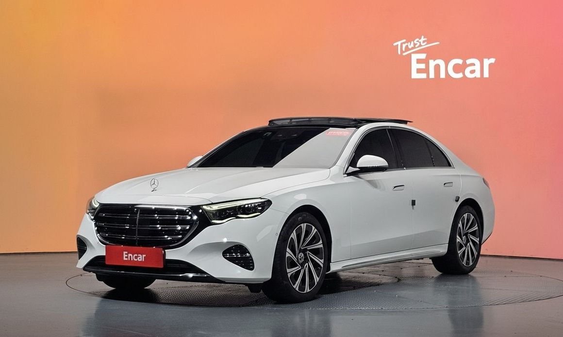 Mercedes-Benz E-Class 2024