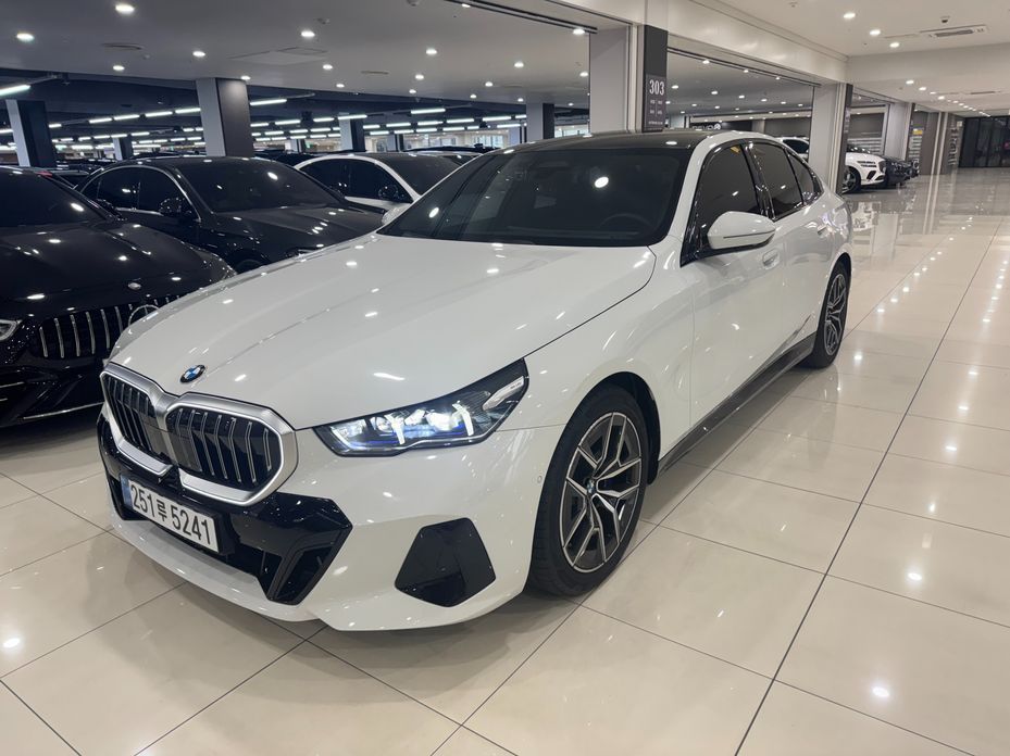 BMW 5-Series 2026