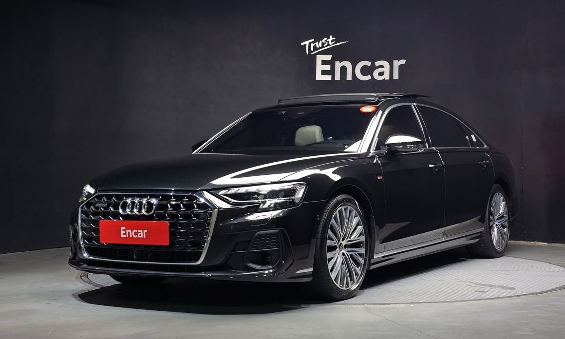 Audi A8 2023