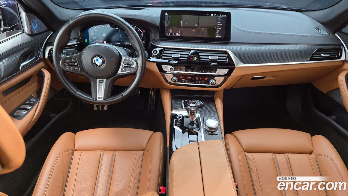 BMW 5-Series 2022