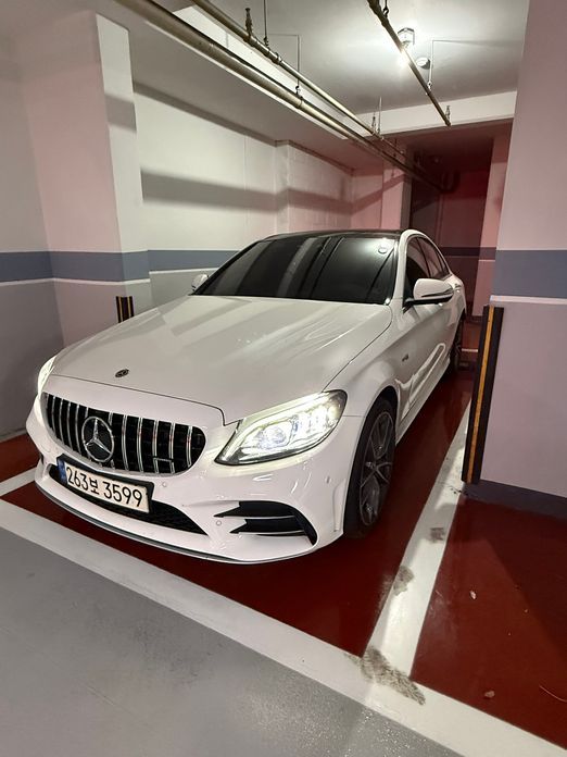 Mercedes-Benz C-Class 2020
