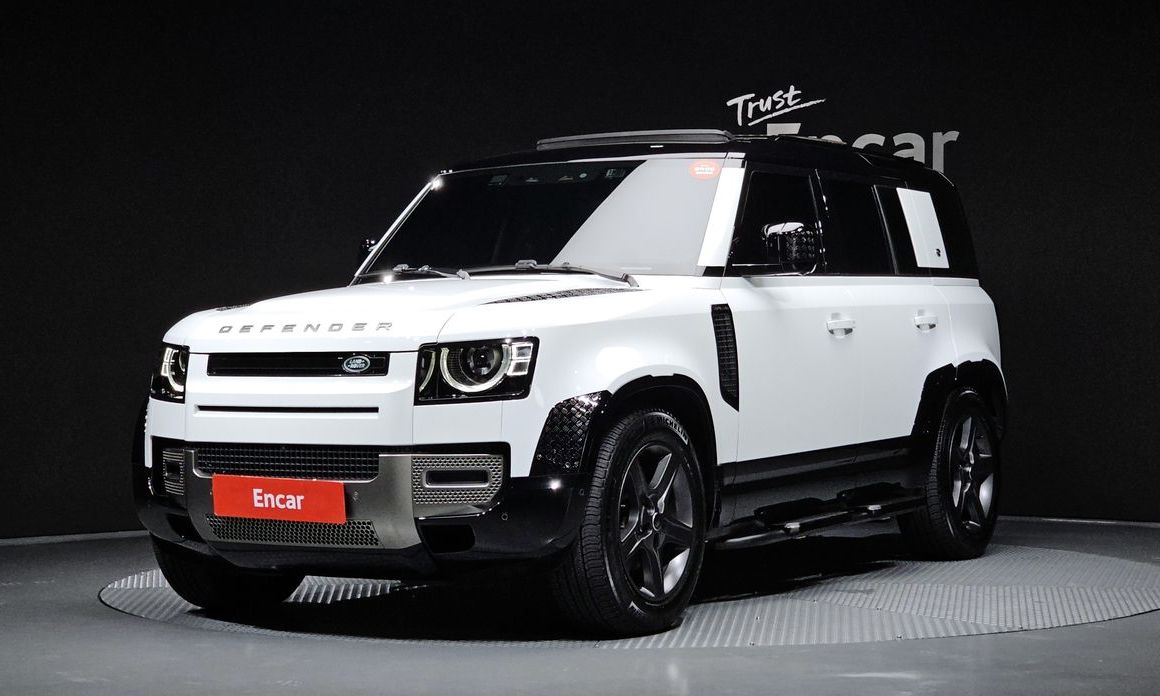 Land Rover Defender 2024
