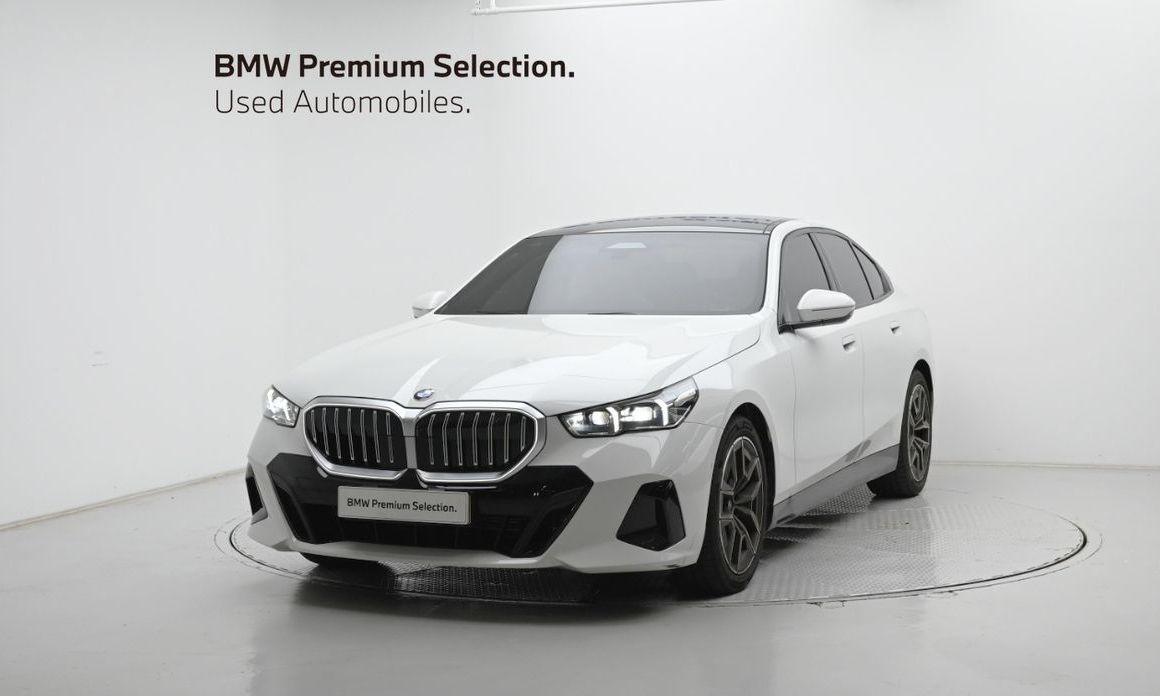 BMW 5-Series 2026