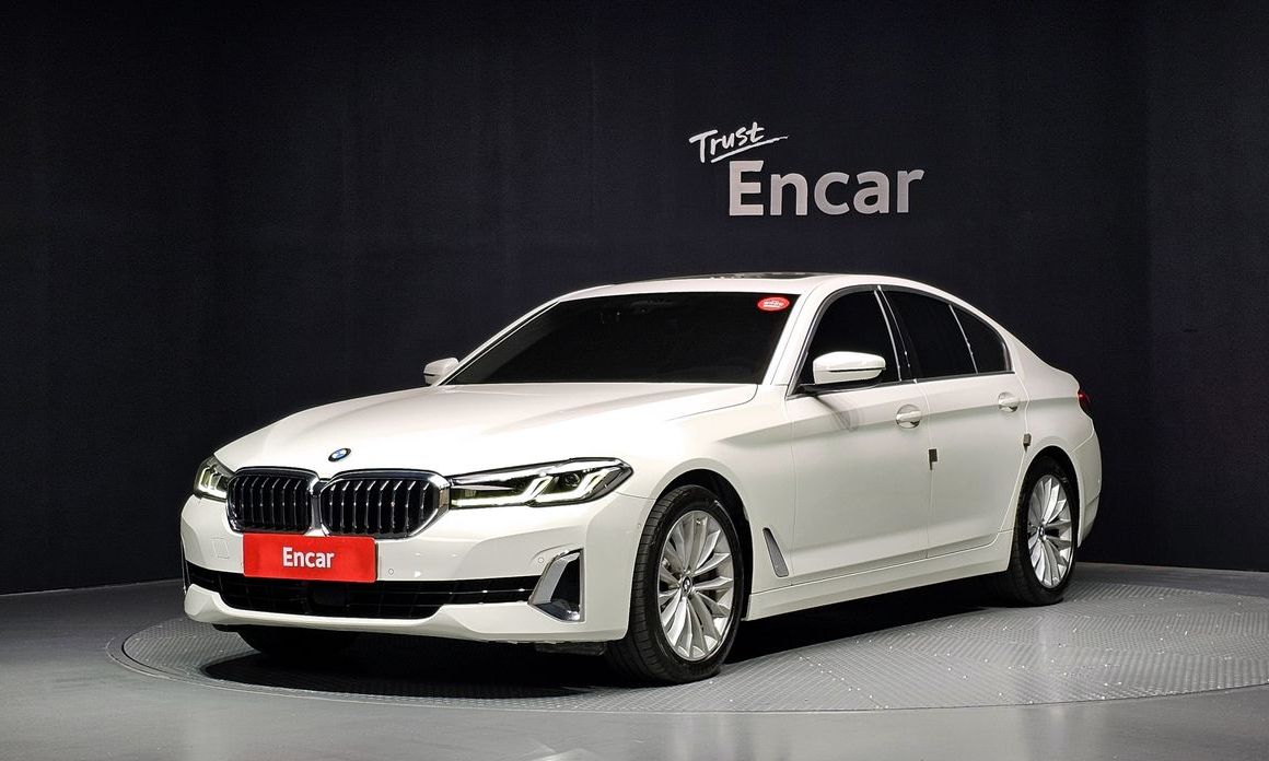 BMW 5-Series 2021