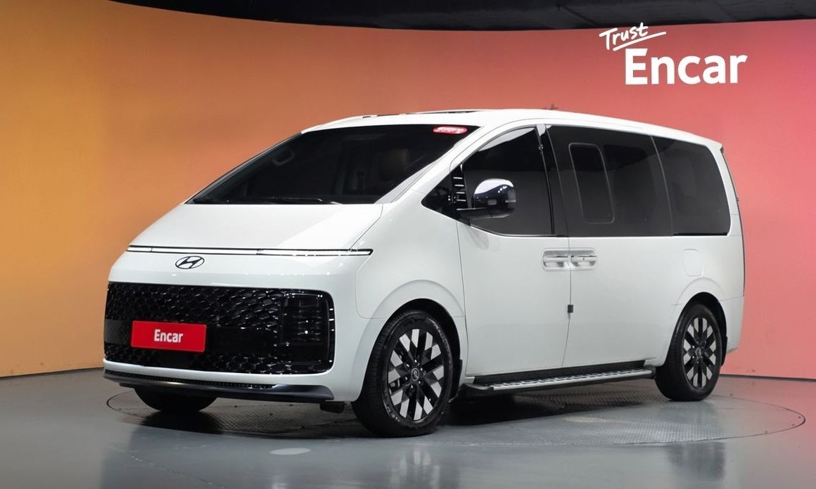 Hyundai Staria 2025