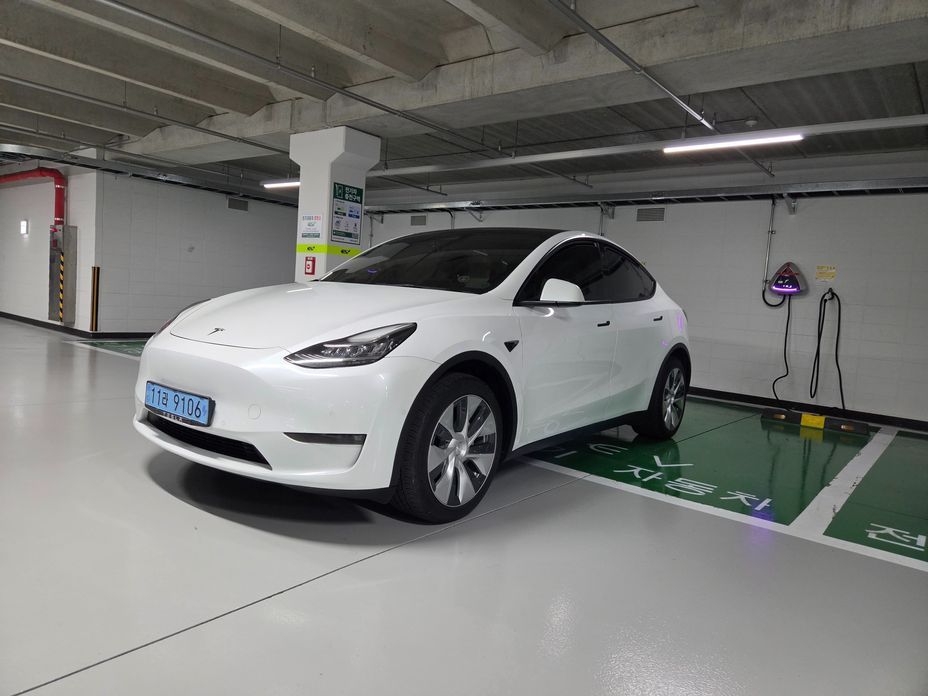 Tesla Model Y 2021