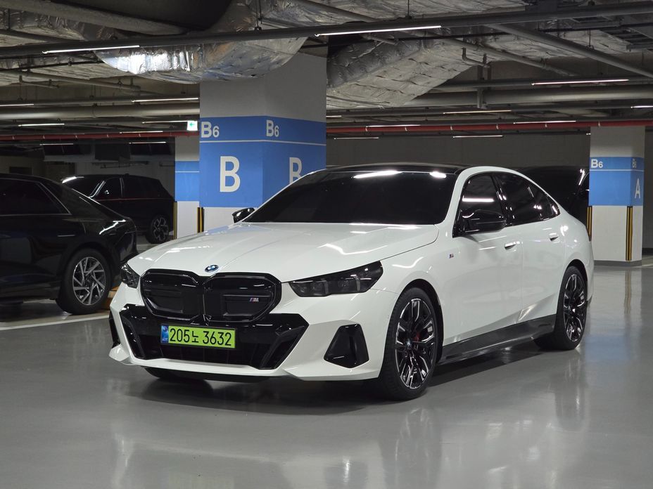 BMW i5 2026