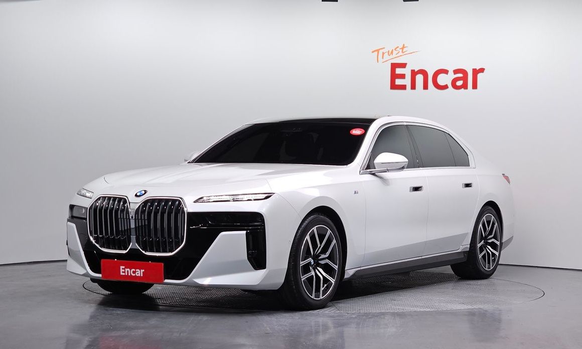 BMW 7-Series 2025