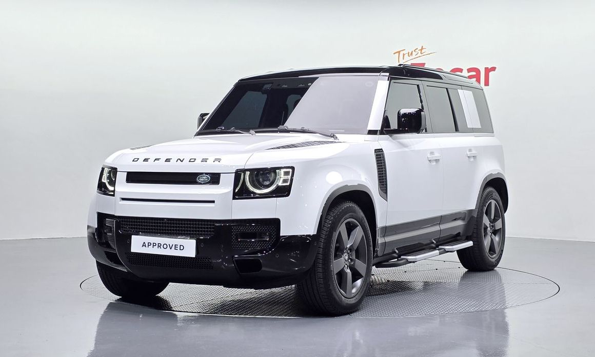 Land Rover Defender 2025