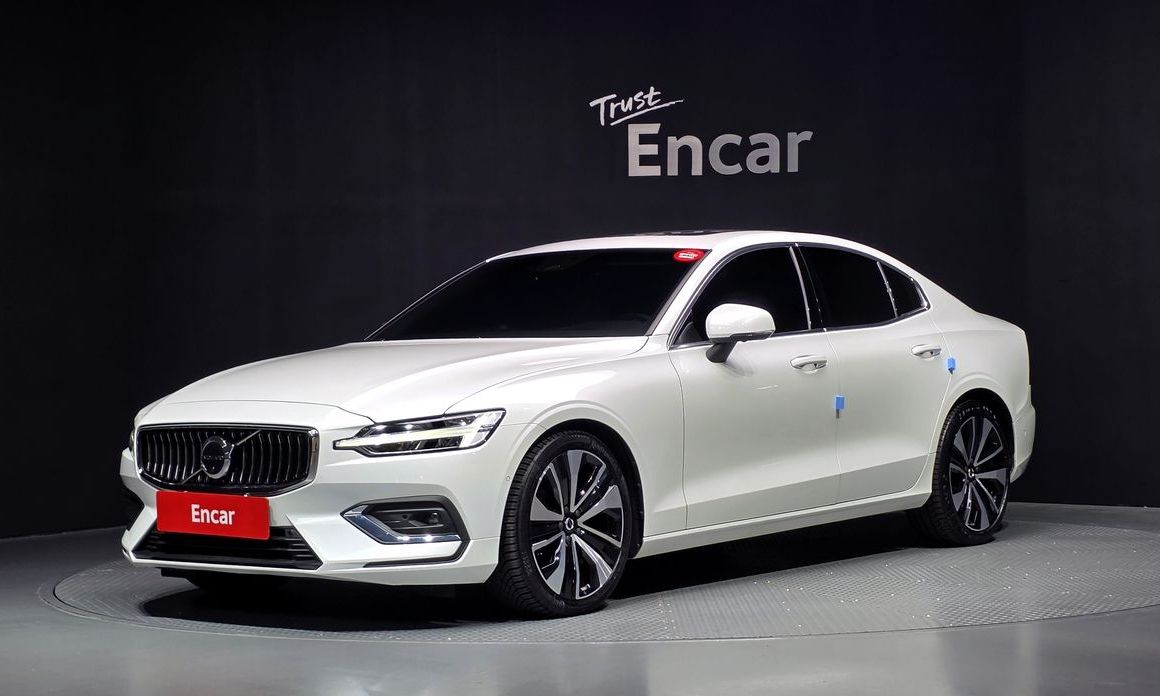 Volvo S60 2023