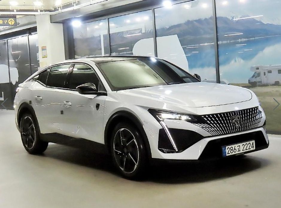 Peugeot 408 2024