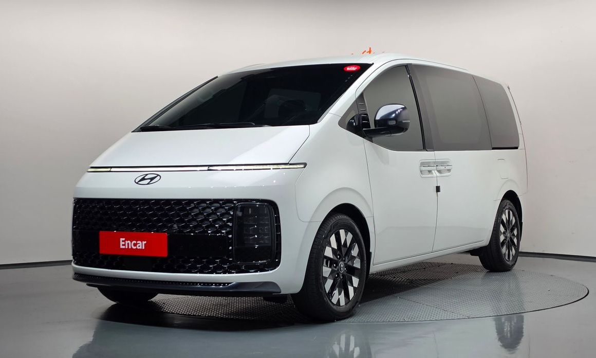 Hyundai Staria 2025