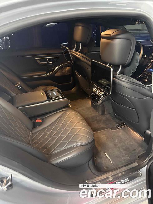 Mercedes-Benz S-Class 2021