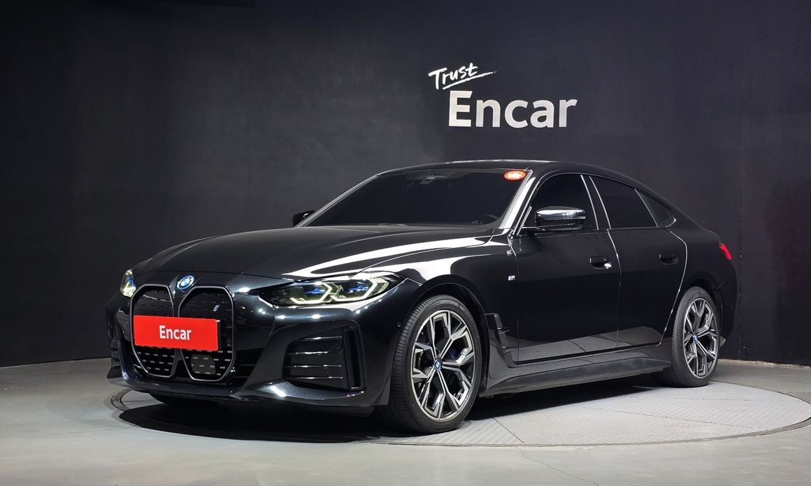BMW i4 2023