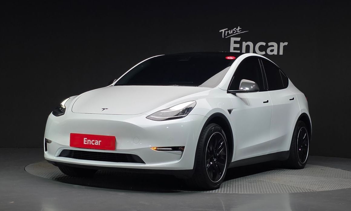 Tesla Model Y 2022