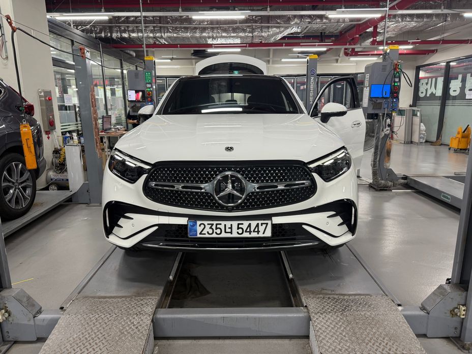 Mercedes-Benz GLC-Class 2024